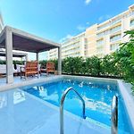 Beachfront 2BR Private Pool - Morros Kai