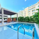 Beachfront 2Br Private Pool - Morros Kai
