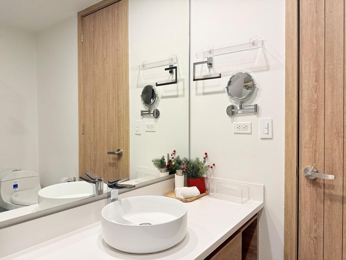 Beachfront 2br Private Pool - Morros Kai
