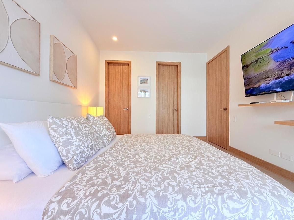 Beachfront 2br Private Pool - Morros Kai Apartamento