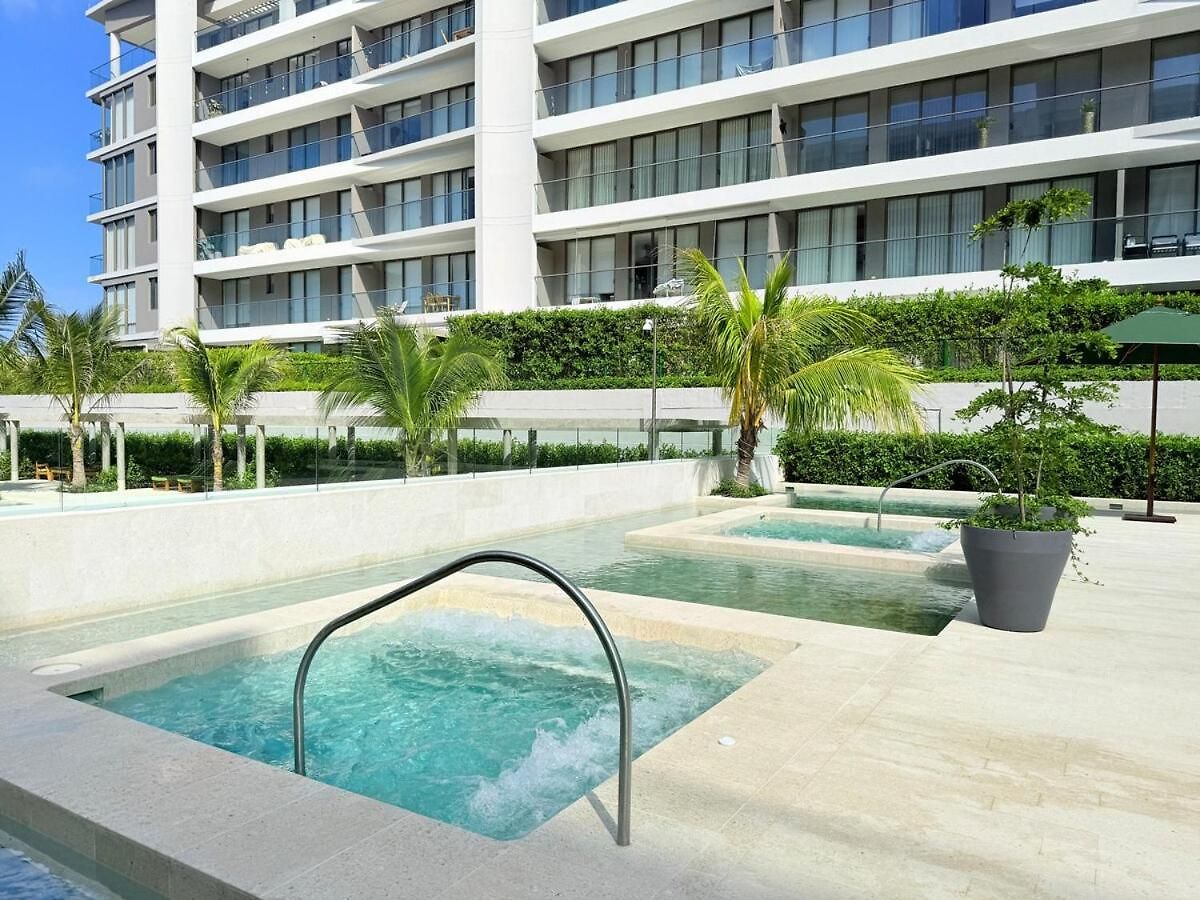 Beachfront 2br Private Pool - Morros Kai *