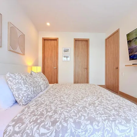 Beachfront 2br Private Pool - Morros Kai Apartamento
