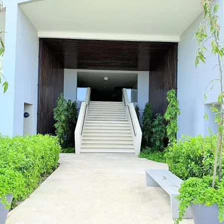 Beachfront 2br Private Pool - Morros Kai